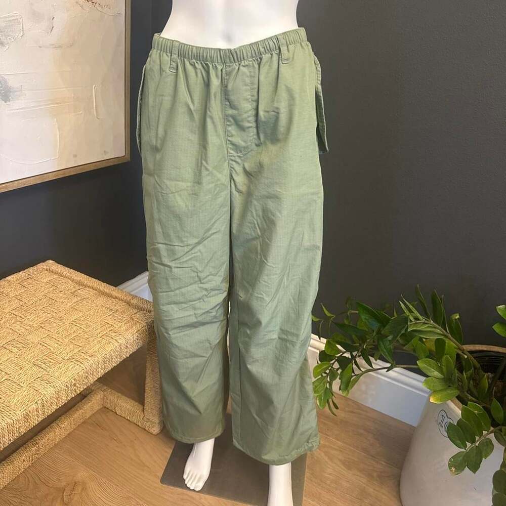NWT BDG - Urban Outfitters Womens Green Pants